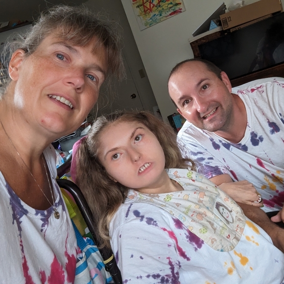 Meet your Posher, Christine 🌞🌻 - Picture 11 of 14